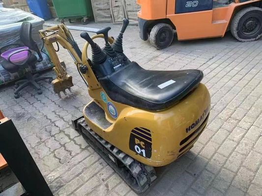 PC01 สีเดิม ใช้ Komatsu Mini Excavator สําหรับการทํางานภายในบ้าน