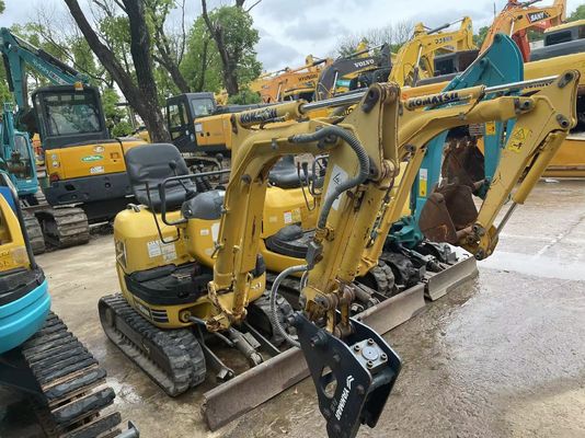 Japan Komatsu PC10MR-2 เครื่องขุดมือสองสําหรับทํางานภายในบ้าน