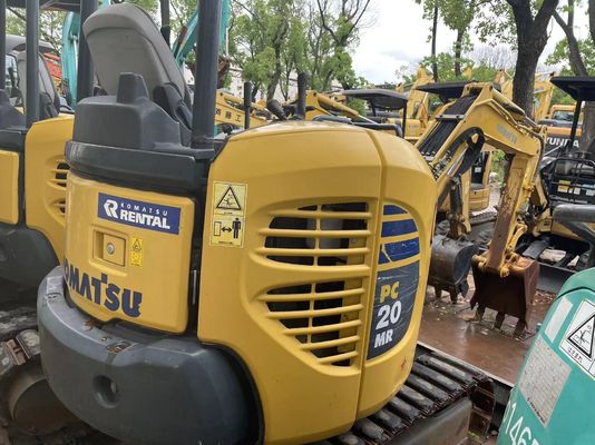 โคมาตซู PC20MR-2 คราว์เลอร์ มอนท์ excavator แท้ญี่ปุ่นทํางานในสวน