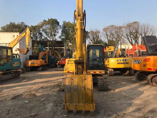 ประหยัดพลังงาน ใช้ Komatsu PC130 6 Crawler ความมั่นคงสูง สีเดิม