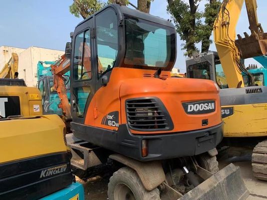 เครื่องขุดล้อมือสอง Doosan DX60W ในสภาพดีเยี่ยม/ เครื่องขุดล้อมือสอง Doosan Mini สําหรับขาย