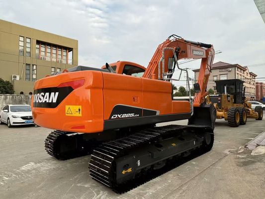 เกาหลีเดิม Doosan DX225LCA อุปกรณ์ขุดที่ใช้