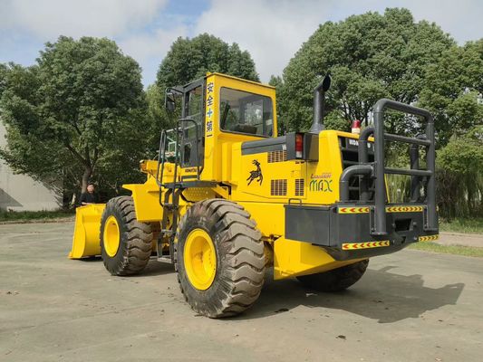 เครื่องบรรทุกล้อยี่ปุ่นเดิม Komatsu WA320-3 เครื่องบรรทุกด้านหน้ายี่ปุ่น