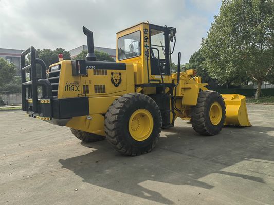 เครื่องบรรทุกล้อยี่ปุ่นเดิม Komatsu WA320-3 เครื่องบรรทุกด้านหน้ายี่ปุ่น