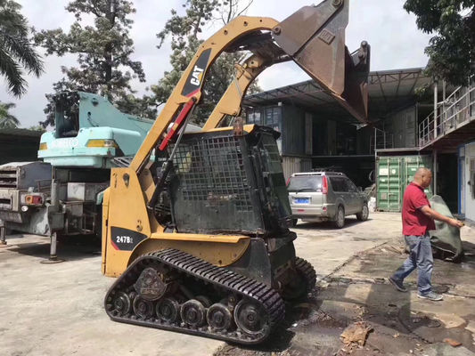 CAT 247B2 เครื่องบรรทุกสกิ๊ดสเตียร์มือสอง เครื่องบรรทุกสกิ๊ดสเตียร์ที่ใช้ได้นาน CAT