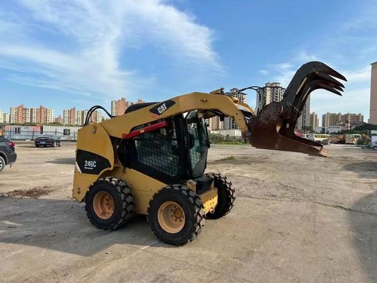 CAT 246C สีเดิม ใช้เครื่องชะนันสกิ๊ดสเตียร์โลเดอร์ ความปลอดภัยและความแม่นยํา ในสภาพดี