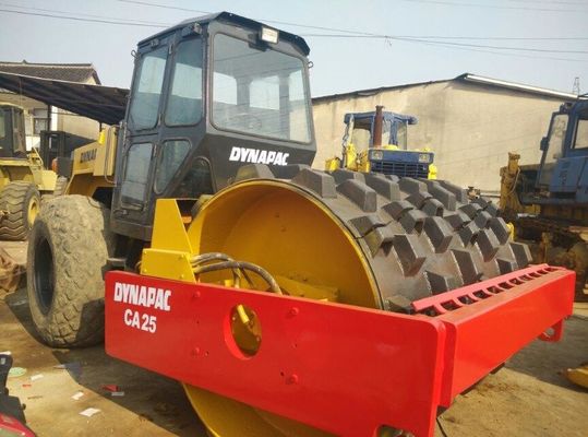 ใช้ CA25 Dynapac Single Drum Roller การทํางานที่มั่นคงกับเท้าแกะ