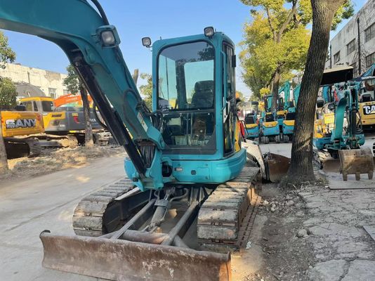 ญี่ปุ่นใช้เครื่องขุดขนาดเล็ก Kubota U40-5 ด้วยระบบไฮดรอลิกที่มีประสิทธิภาพ