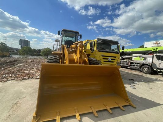 CAT 950H เครื่องบรรทุกล้อมือสอง สถานที่ก่อสร้าง เครื่องบรรทุกด้านหน้าที่ใช้ในแอฟริกา