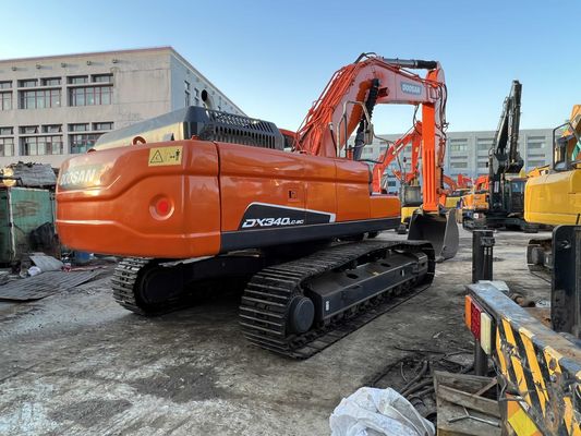 สีใหม่ ใช้ Doosan DX340LC-9C เครื่องขุด Crawler ในสภาพดีเยี่ยม