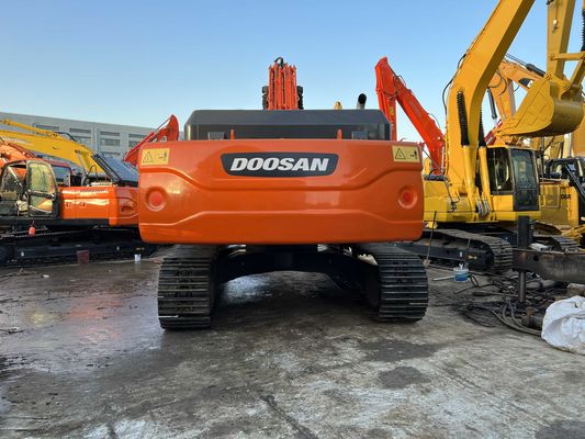 สีใหม่ ใช้ Doosan DX340LC-9C เครื่องขุด Crawler ในสภาพดีเยี่ยม