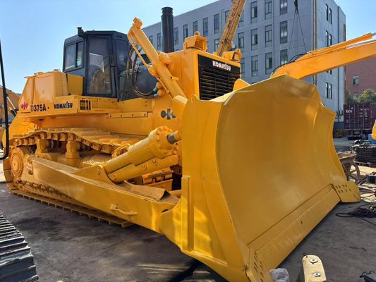 อริจินอลญี่ปุ่นใช้ Komatsu D375A บูลโดเซอร์กับไฮดรอลิก Ripper